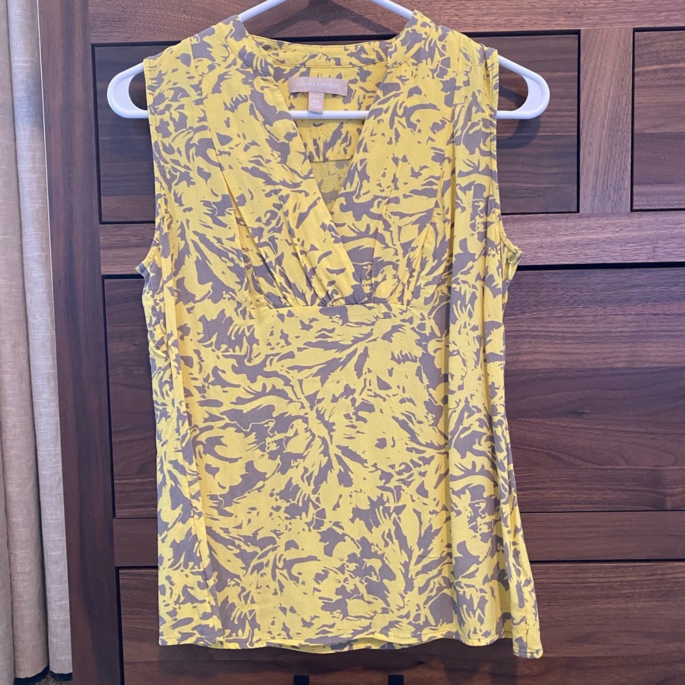 Banana Republic Dressy Tank Top